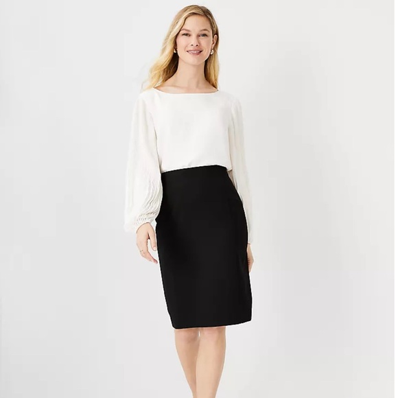 Ann Taylor petite steamed pencil skirt in seasonless stretch - Picture 2 of 5